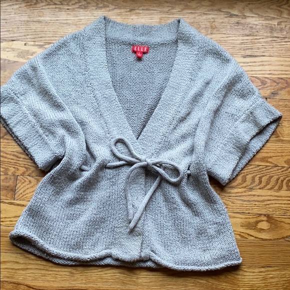 Elle Sweaters - Elle sweater size small